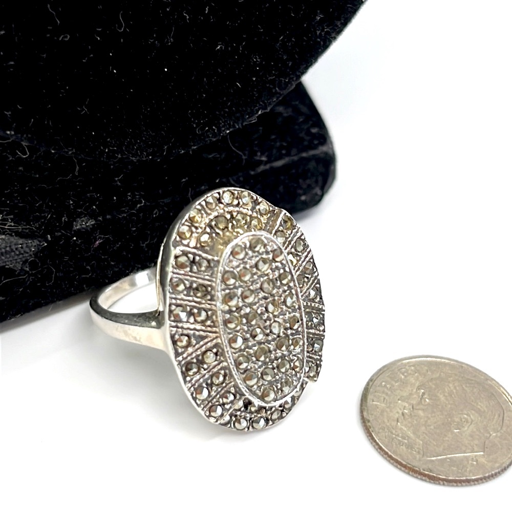 Sterling silver ring size 9 1/2”